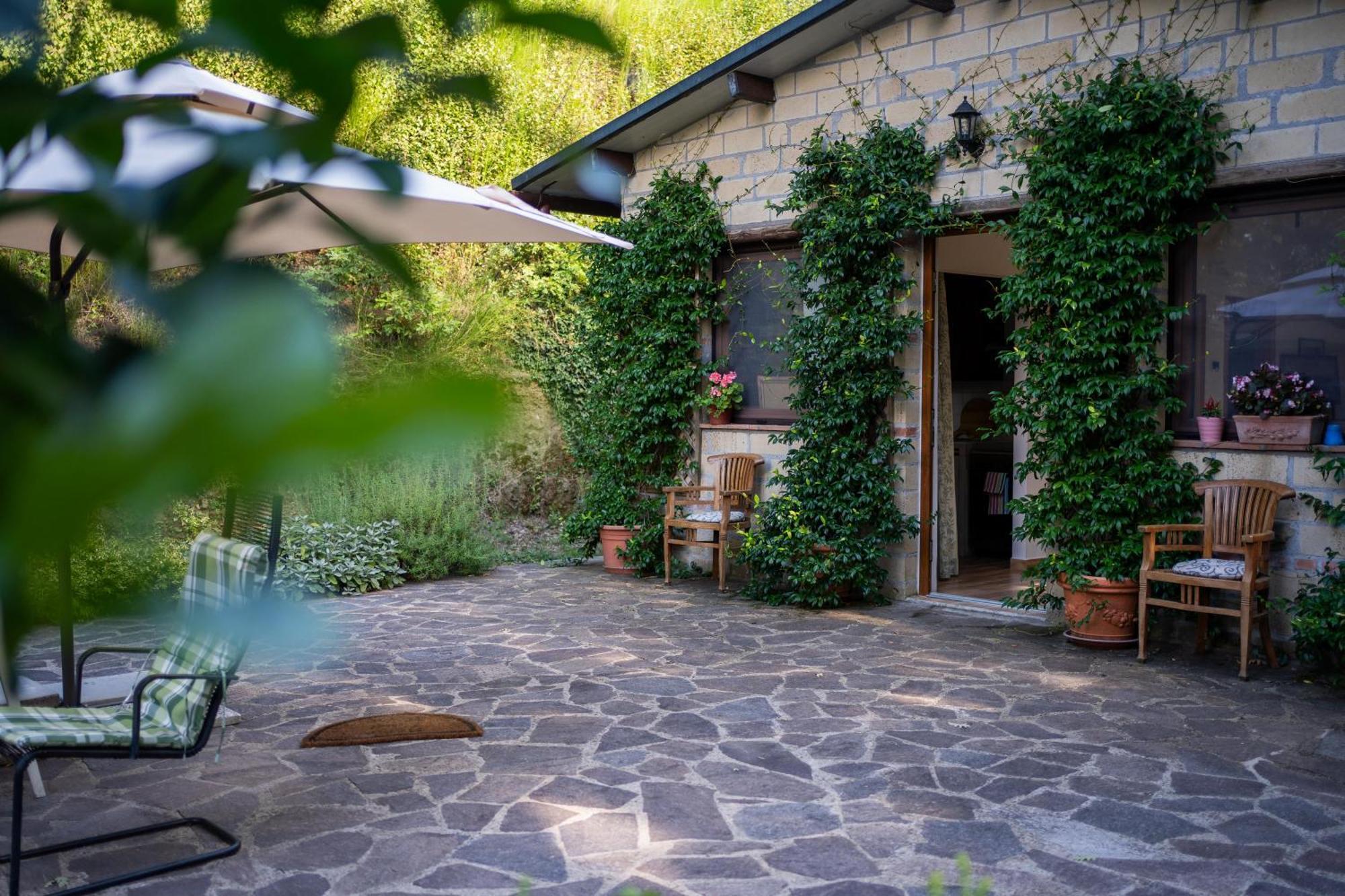 Castello Santa Cristina Villa Grotte di Castro Екстериор снимка